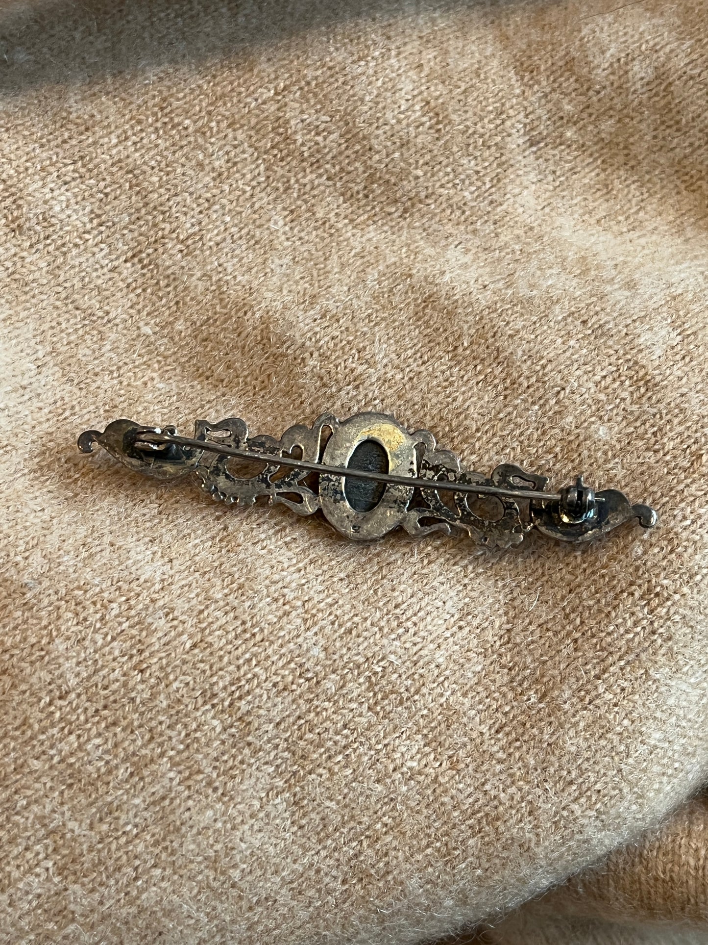 MILLIE brooch