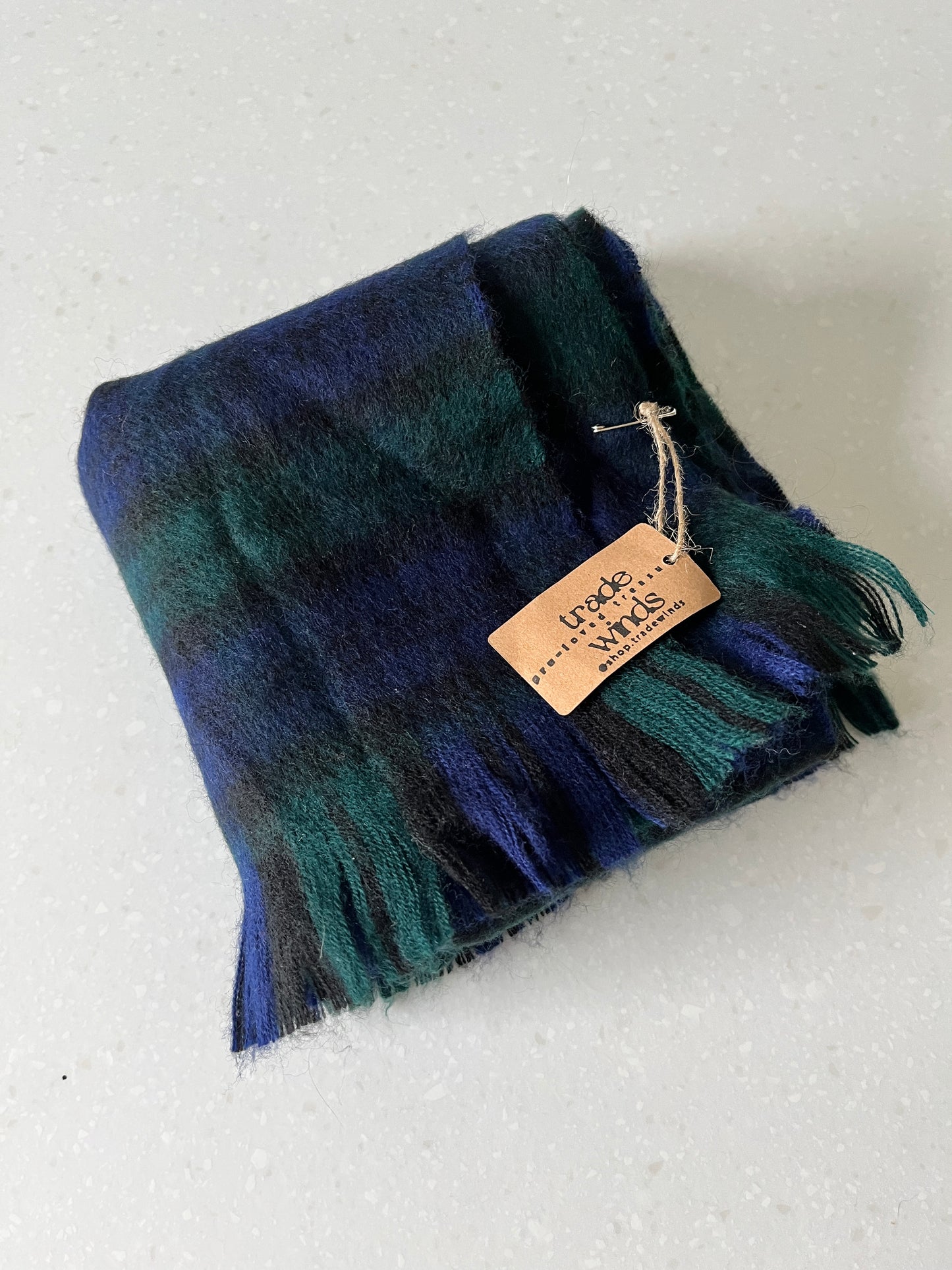 MAC scarf