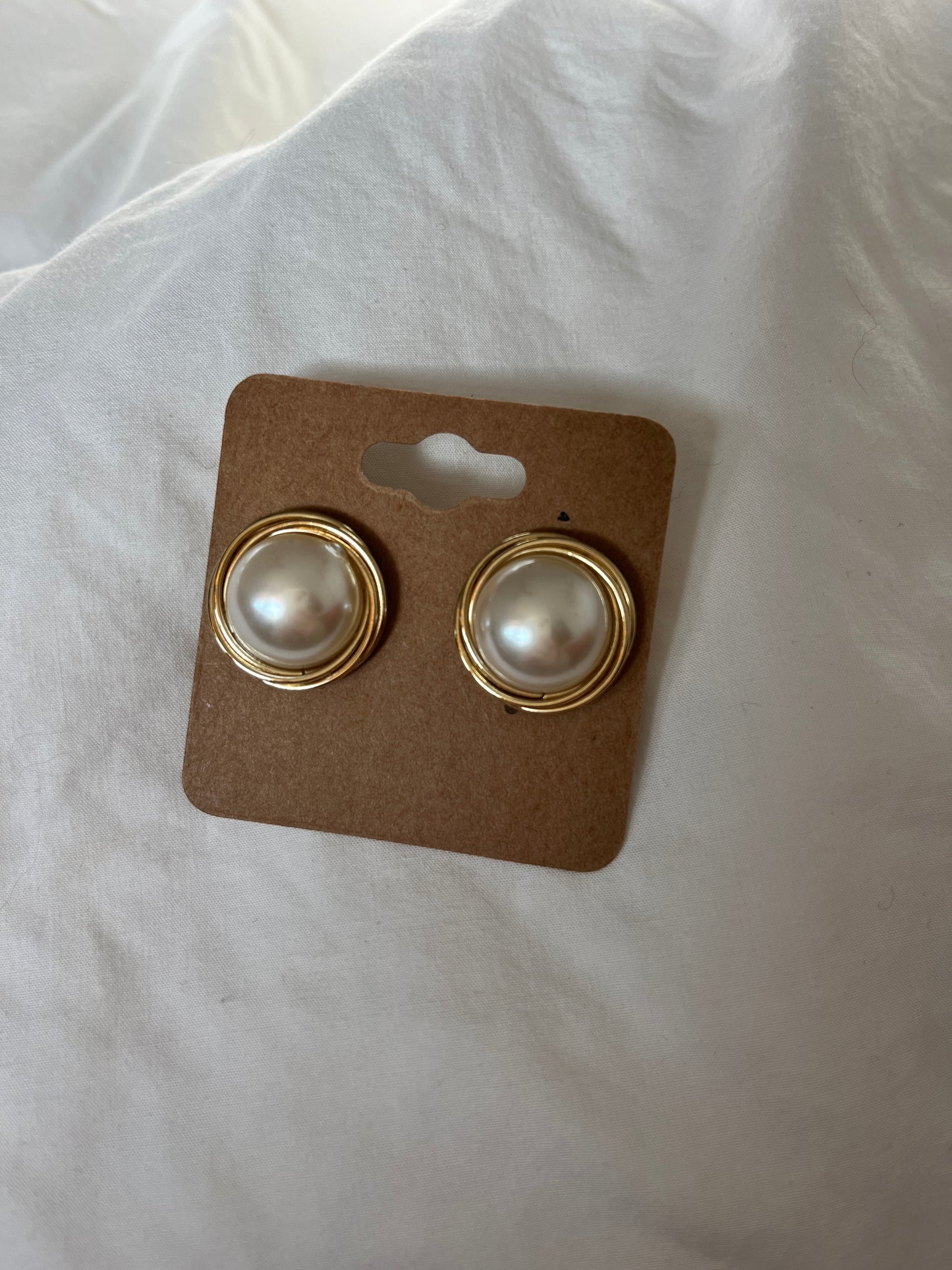 LENA stud earrings