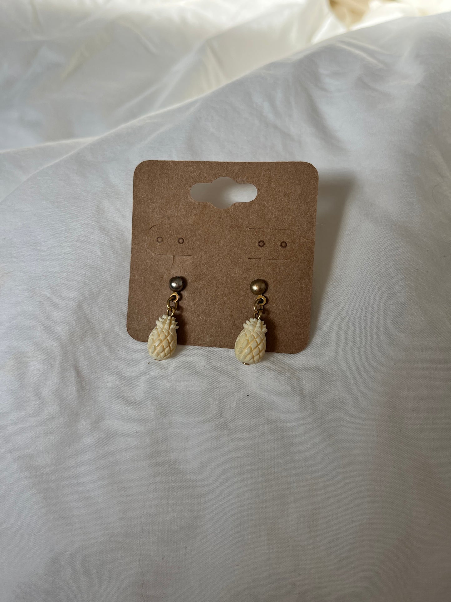 SANDY stud earrings