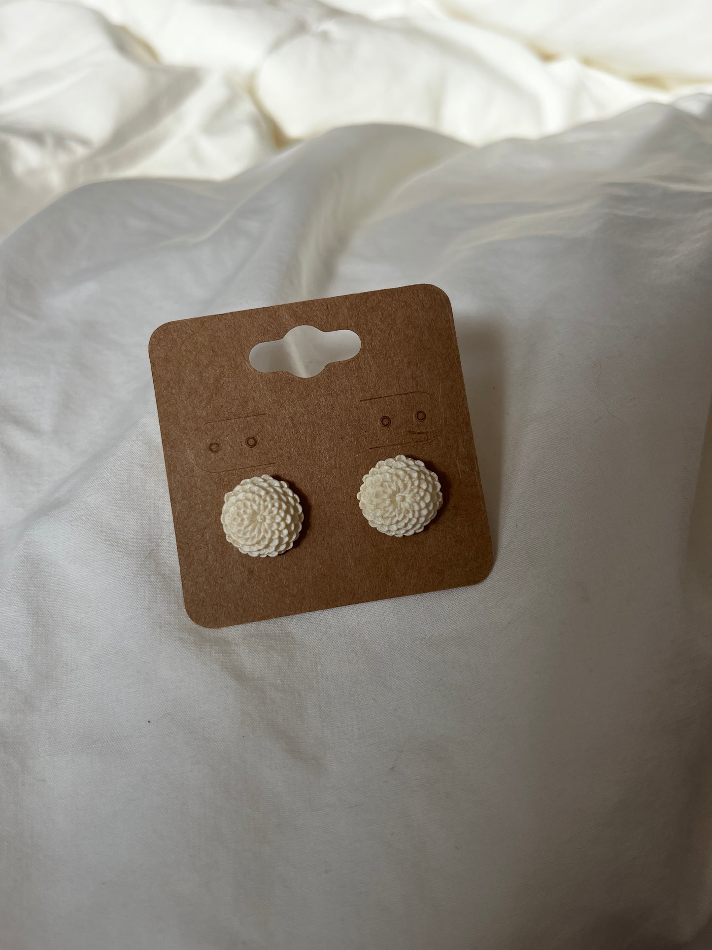 ABIGAIL stud earrings